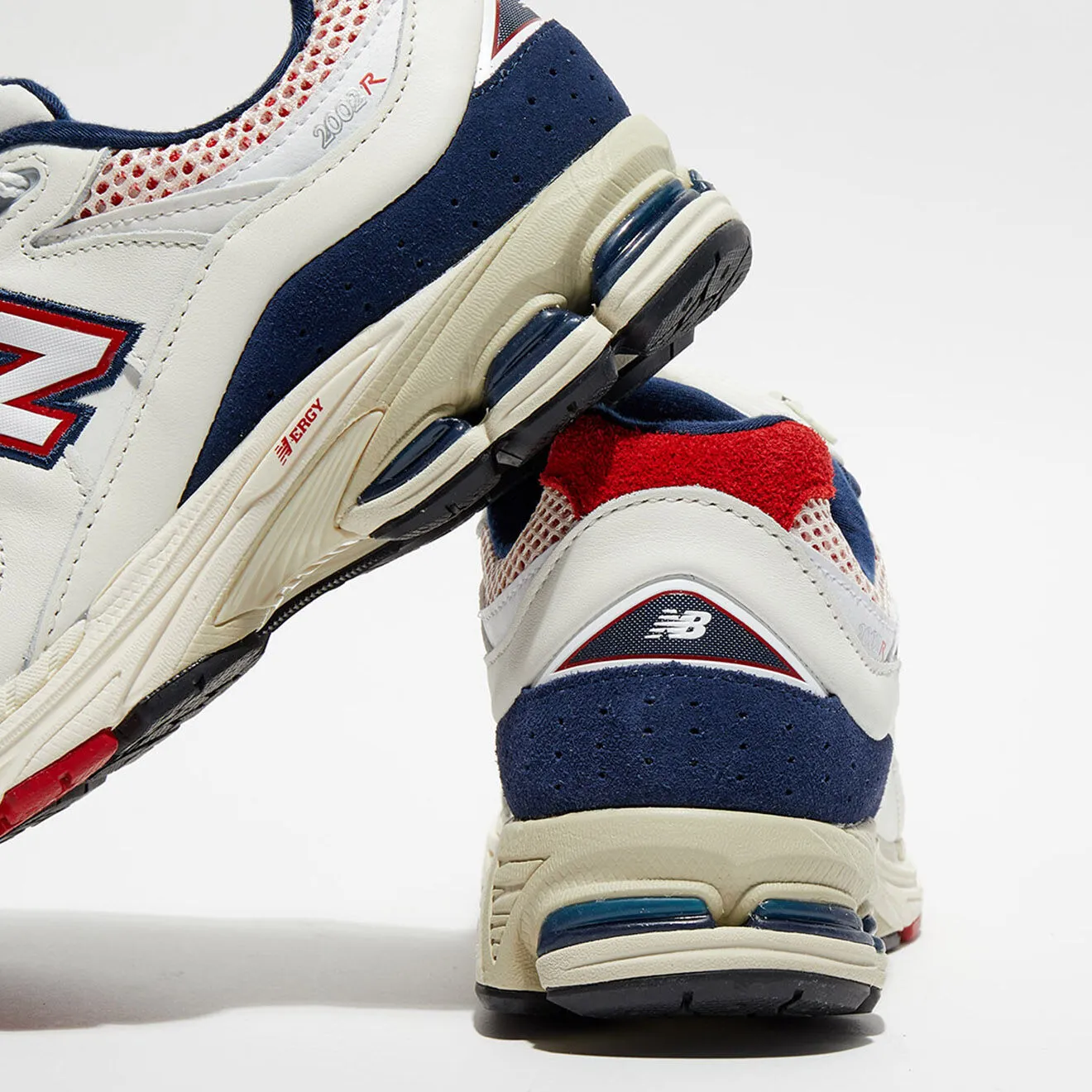 2002 Cream/Red/Blue Leather & Textile Sneakers