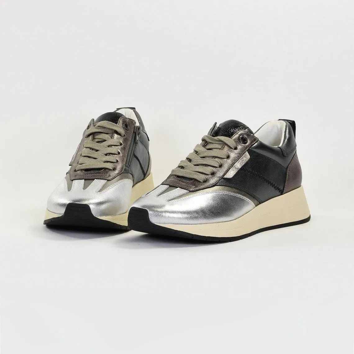 Black leather sneakers BONNIE | 3 Suisses