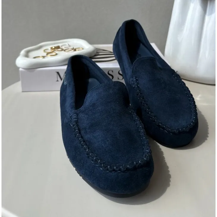 Blue Navy Amrutia Women's Eco Suede Moccasins