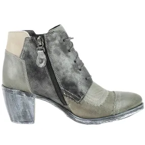 Maciejka 3098 gray ankle boots