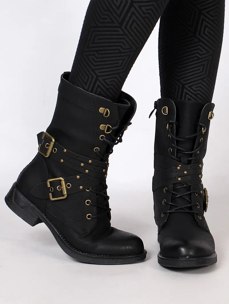 Menaka Black Boots