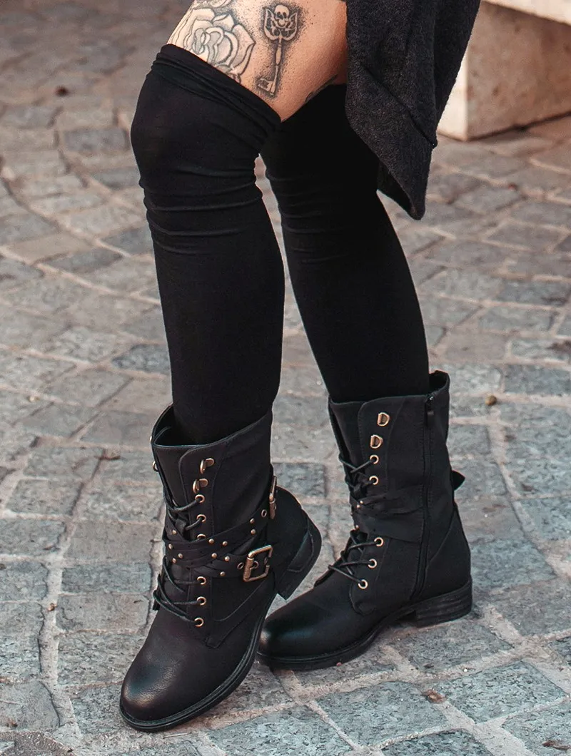 Menaka Black Boots