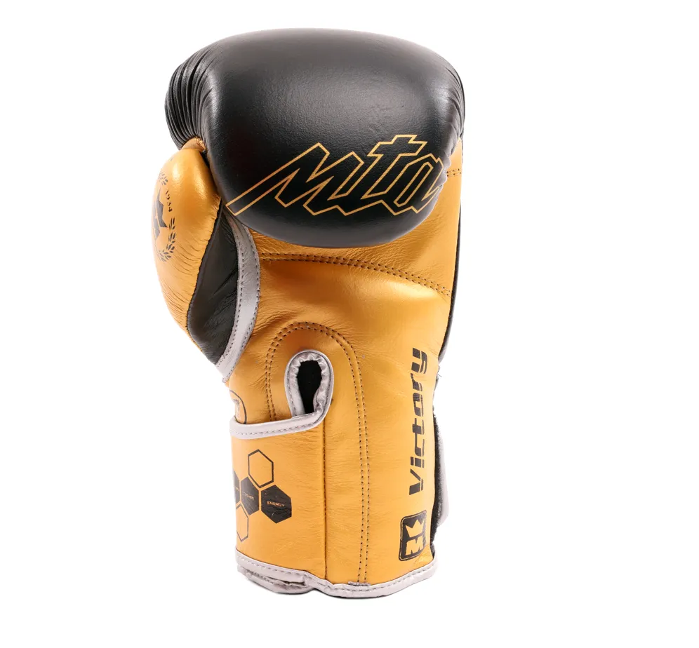 Montana Victory Black/Gold Boxing Gloves.