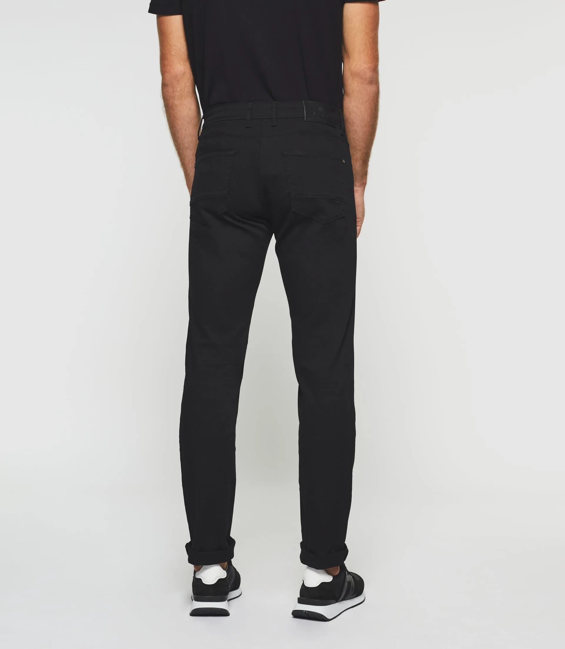 Hydroless Black Slim Jeans Tac