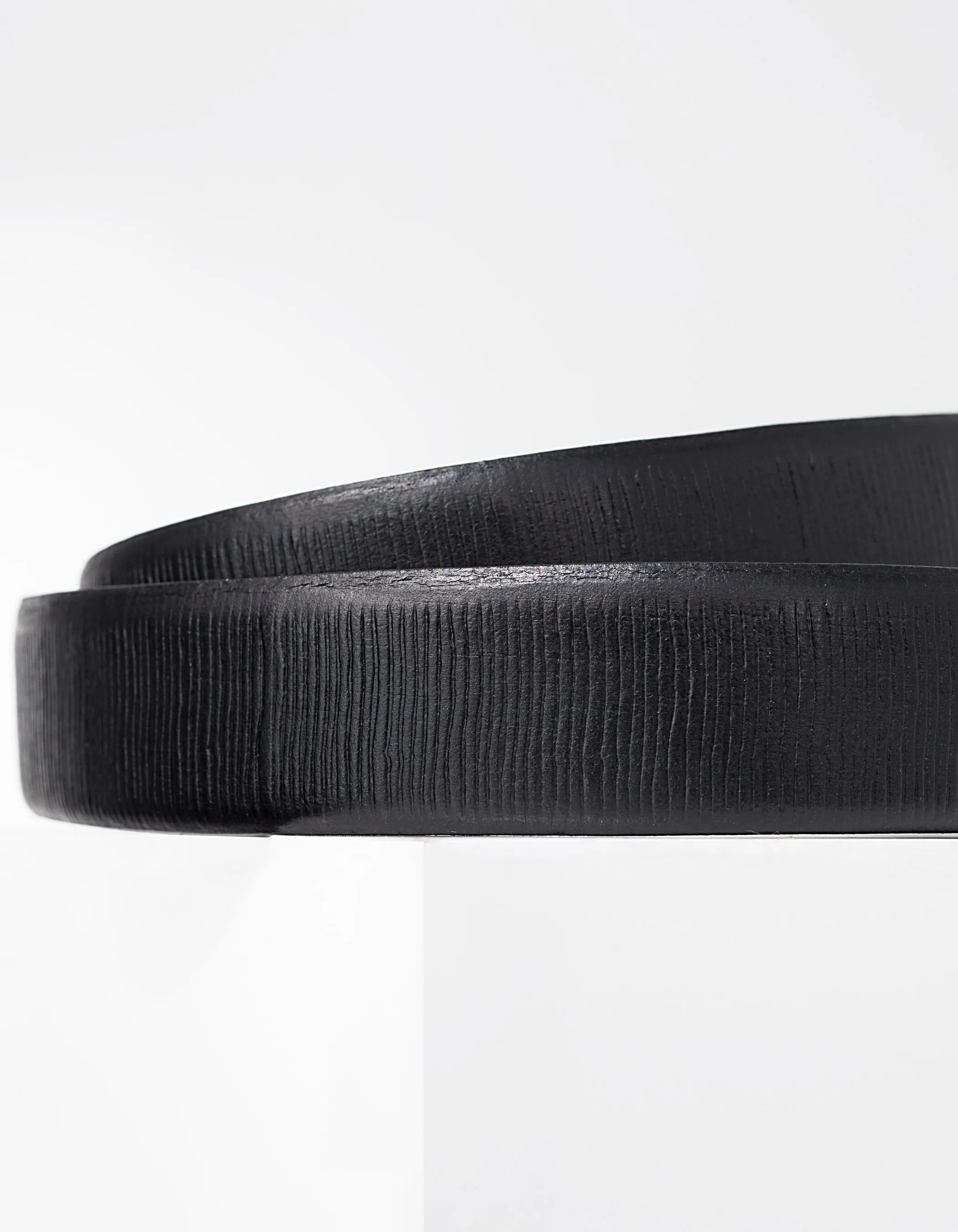 Men's Black Leather Belt with Textured Stripes