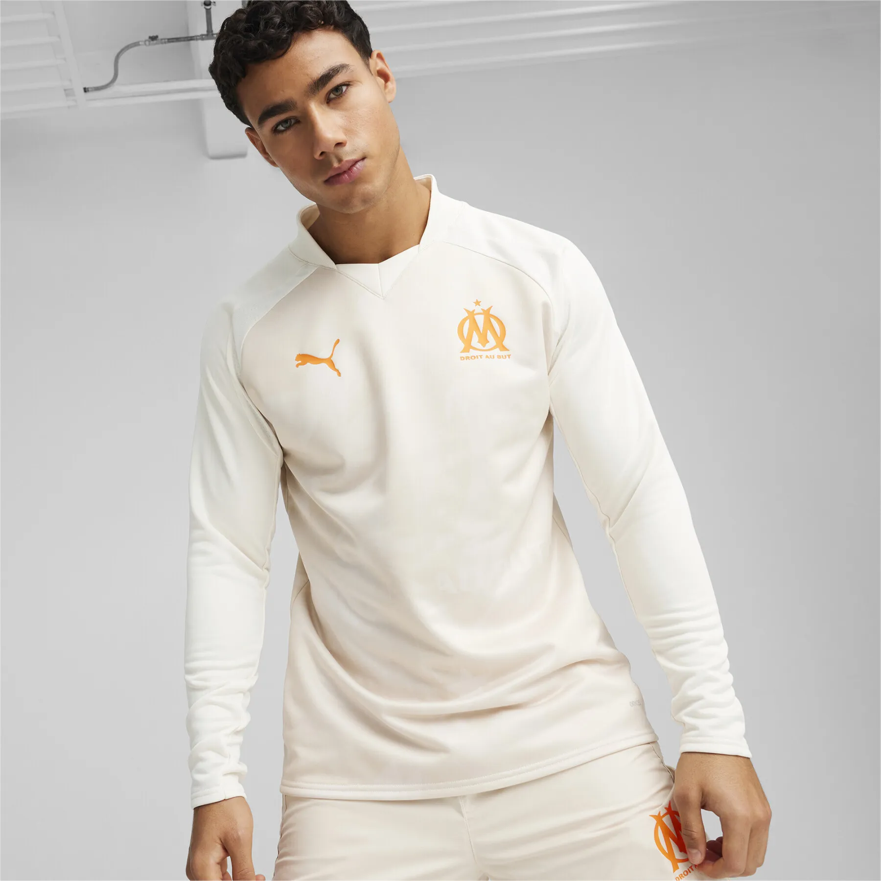 OM 2023/24 Prematch Sweatshirt