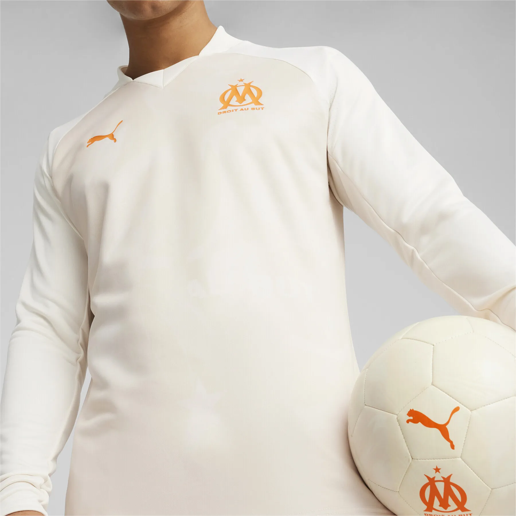 OM 2023/24 Prematch Sweatshirt